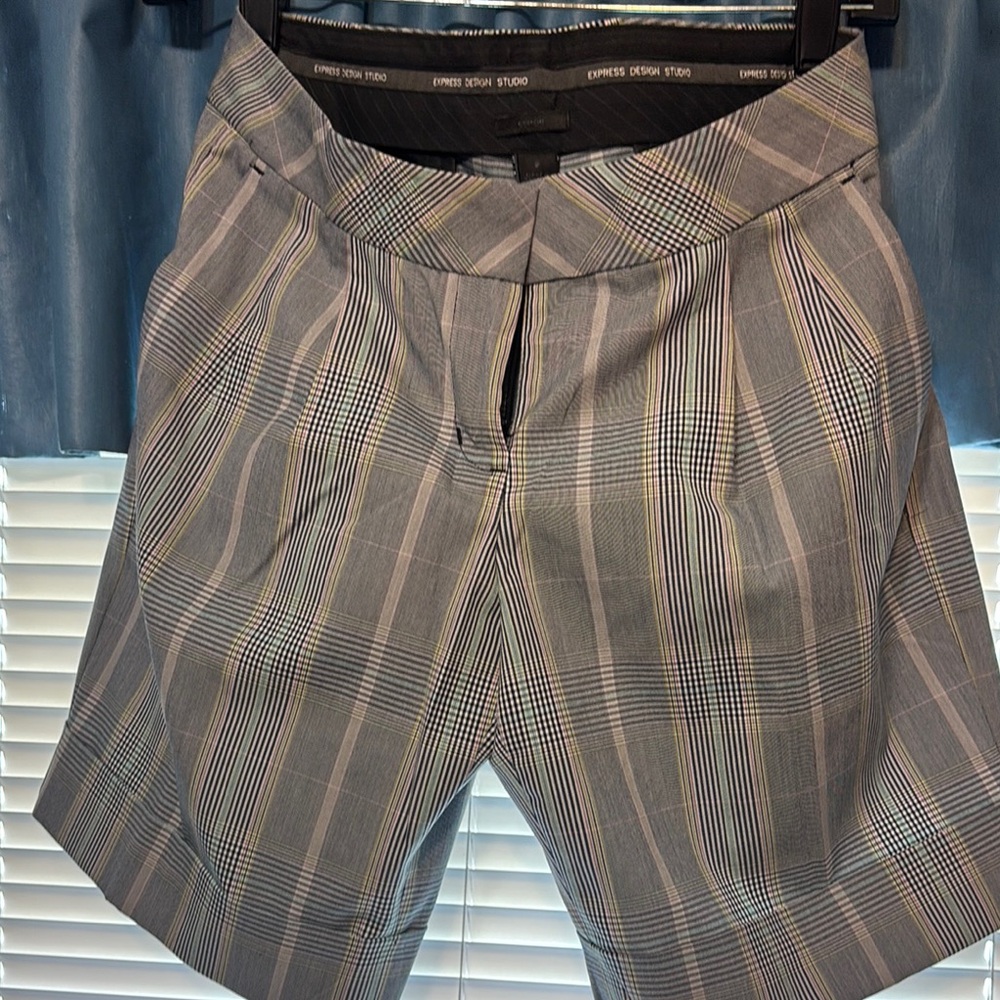 Express City Cuffed Dress Shorts